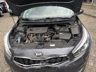 Kia Cee d 1.6 GDI  First Edition picture 5