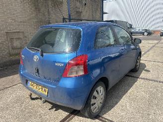 Toyota Yaris 1.3 VVTI SOL picture 2