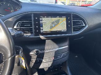 Peugeot 308 SW  1.6 HDI picture 8