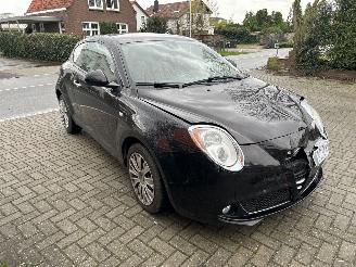 uszkodzony samochody osobowe Alfa Romeo MiTo 0.9 TWINAIR DISTINCTIVE 2013/2