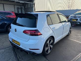 Volkswagen Golf 2.0 TSI GTI PERFORMANCE picture 3