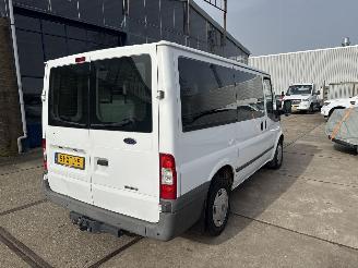 Ford Transit KOMBI  300 S  2.2 TDci  Ambienta  9 PERSOONS picture 2