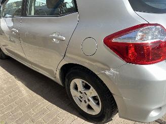 Toyota Auris 1.8 FULL HYBRID ASPIRATION picture 12