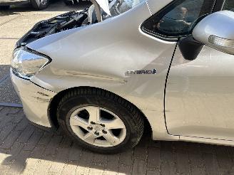 Toyota Auris 1.8 FULL HYBRID ASPIRATION picture 10