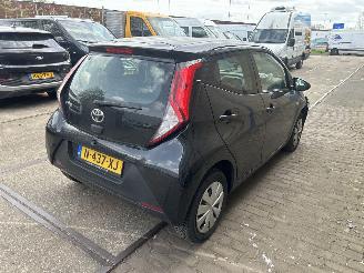 Toyota Aygo 1.0 VVT-I XFUN picture 2