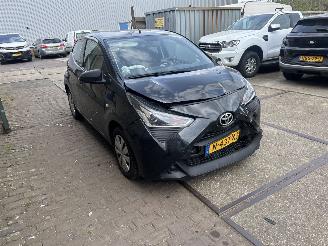 Schadeauto Toyota Aygo 1.0 VVT-I XFUN 2022/1