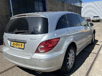 Unfallwagen Mercedes R-klasse 500 4-MATIC 2006/8