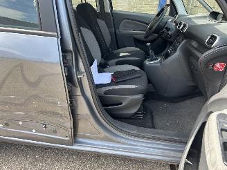 Citroën C3 picasso 1.4 VTI AURA picture 6