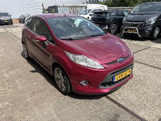 krockskadad bil auto Ford Fiesta 1.6 GHIA 2009/4