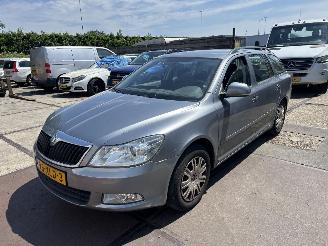 skadebil auto Skoda Octavia 1.2 TSI AMBITION 2012/6