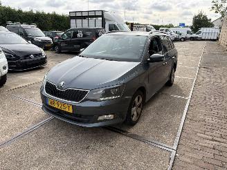 Vaurioauto  passenger cars Skoda Fabia 1.2 TSI  Style Business 2017/6