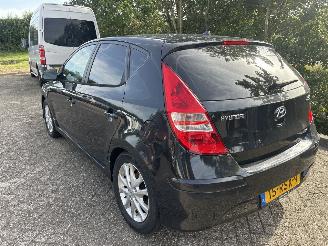 Hyundai I-30 1.6 I-MOTION picture 4