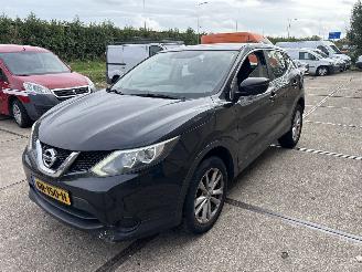 skadebil auto Nissan Qashqai 1.2 VISIA 2015/7