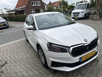 krockskadad bil auto Skoda Fabia 1.0 TSI AMBITION 2023/8