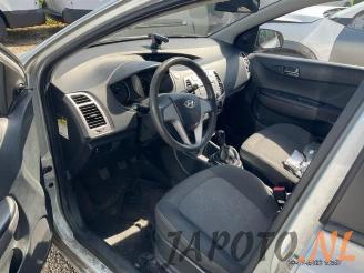 Hyundai I-20 i20, Hatchback, 2008 / 2015 1.2i 16V picture 5