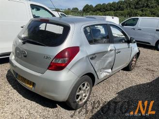 Hyundai I-20 i20, Hatchback, 2008 / 2015 1.2i 16V picture 2