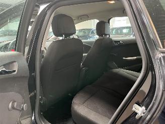 Opel Astra 1.4 Turbo Edition picture 12