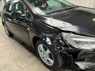 Opel Astra 1.4 Turbo Edition picture 11