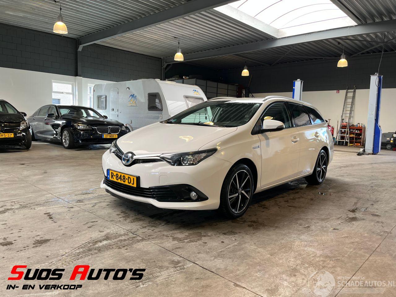 Toyota Auris Touring Sports 1.8 Hybrid