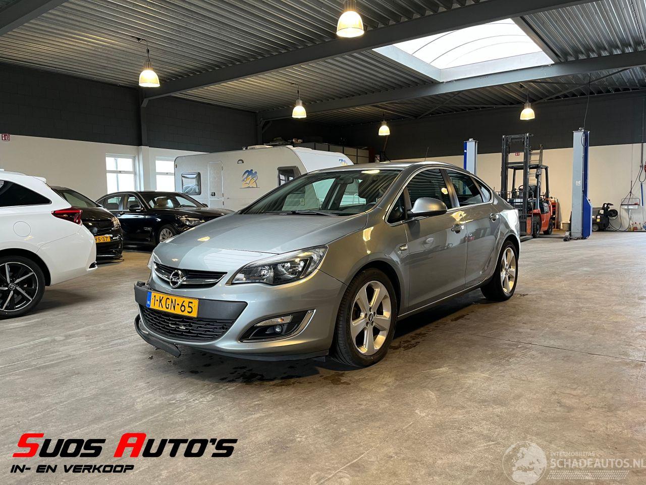 Opel Astra 1.4 Turbo Design Edition