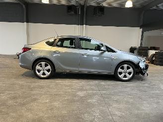 Opel Astra 1.4 Turbo Design Edition picture 6