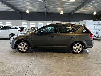Kia Cee d 1.4 CVVT Navigator Plus Pack NL NAP! picture 2