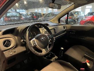 Toyota Yaris 1.3 VVT-i Aspiration picture 20