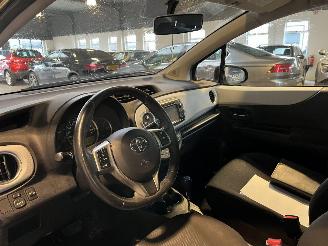 Toyota Yaris 1.5 Full Hybrid NL NAP! picture 16