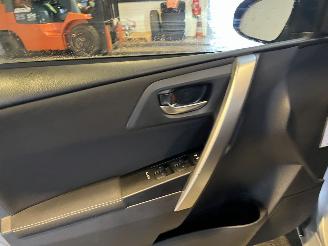 Toyota Auris 1.8 Hybrid NAP! picture 19