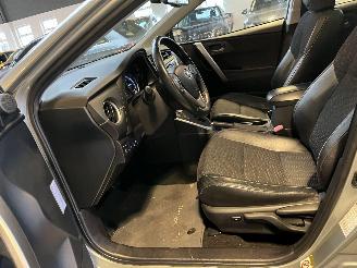 Toyota Auris 1.8 Hybrid NAP! picture 15