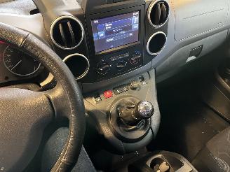 Peugeot Partner TEPEE 1.2 PureTech Allure picture 20