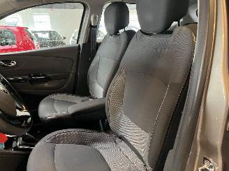 Renault Captur 1.2 TCe Dynamique Automaat NAP! picture 17