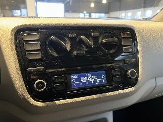 Volkswagen Up! 1.0 move up! picture 20