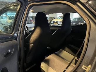 Toyota Aygo 1.0 VVT-i x-play NAP! picture 11