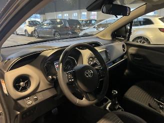 Toyota Yaris 1.0 VVT-i Energy NAP! picture 19
