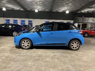 Toyota Yaris 1.5 Hybrid 59.000 KM! picture 2