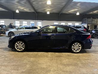 Lexus IS 300H Edition NAP! picture 2