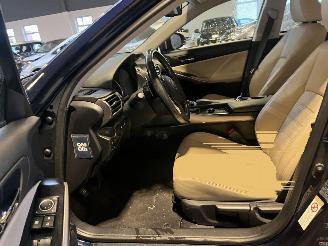 Lexus IS 300H Edition NAP! picture 18