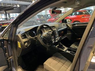 Volkswagen Golf 1.6 TDI Highline BlueMotion NAP! picture 12