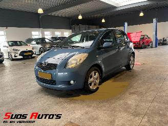 krockskadad bil auto Toyota Yaris 1.3 VVTi Luna 2008/8