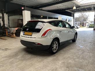 Lancia Delta 1.4 M.air Lounge picture 5