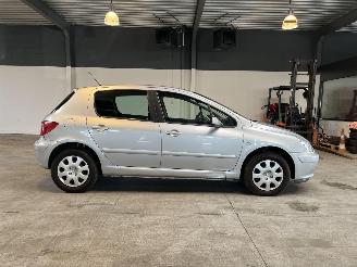 Peugeot 307 1.6-16V XS Premium picture 6
