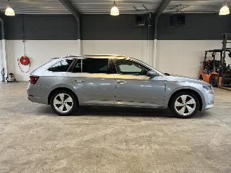 Skoda Superb 1.4 TSI ACT Ambition Business NAP! picture 6