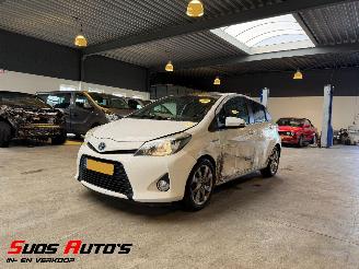 Unfallwagen Toyota Yaris 1.5 Full Hybrid Dynamic 105.000 NAP! 2013/7