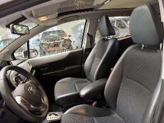 Toyota Yaris 1.5 Full Hybrid Dynamic 105.000 NAP! picture 19