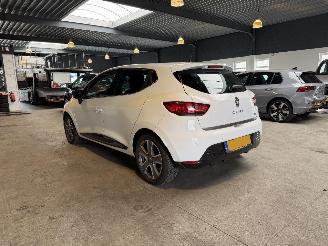 Renault Clio 0.9 TCe ECO Night&Day NL NAP! picture 3