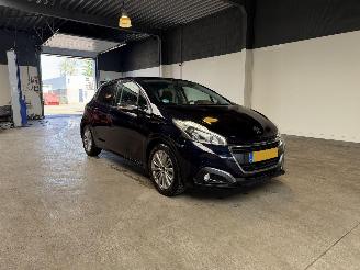 Peugeot 208 1.2 PureTech Allure picture 7