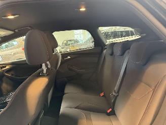 Ford Focus 1.0 Titanium picture 14