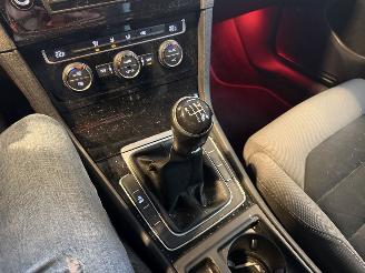Volkswagen Golf 1.2 TSI Highline picture 23