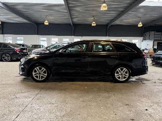 Kia Ceed Sportswagon 1.0 T-GDi DynamicLine picture 2